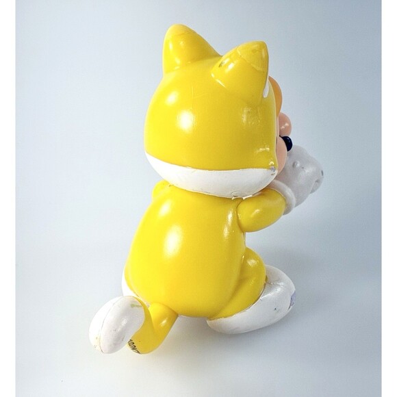 World of Nintendo Super Mario Cat Mario Jakks Pacific PVC Yellow & White Figure - Picture 6 of 9